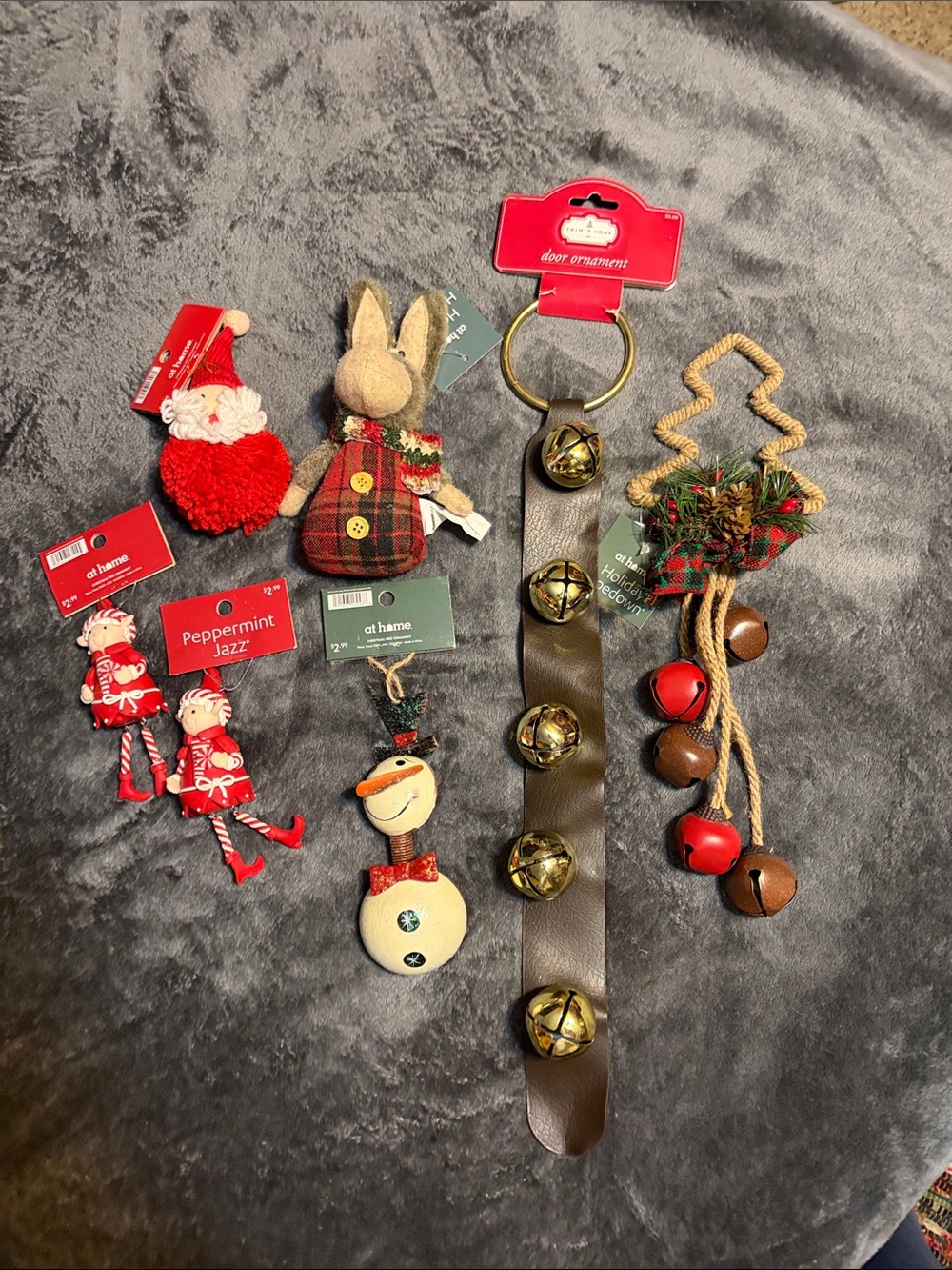 🎄Christmas Ornaments and Two door Hangers-NWT!  Country Decor from At Home